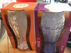 可口可乐杯-麦当劳(成都时代奥特莱斯店)