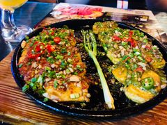 -何师烧烤·香辣蟹·川菜·30年老品牌(太古里旗舰店)