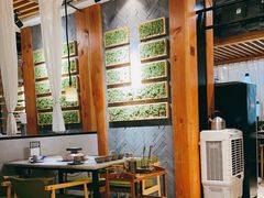 大堂-狐狸爱上椰子鸡(滨江星光大道店)