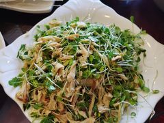 -鑫渔港海鲜本地菜·山海关浑锅(东戴河店)