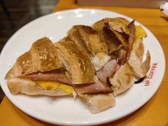 -西西弗书店&矢量咖啡(壹方购物中心店)
