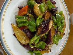 -鹤乡东北菜(崮山路店)