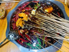 -何氏串串香火锅(翠亨店)