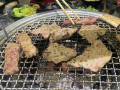 -啊美丽炭火烤肉(滑翔一店)