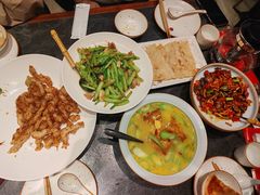 -湘小馆剁椒鱼头(金帝商务大厦店)