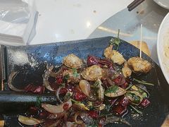 -雪乡人家东北菜·铁锅炖一切(高斯路店)