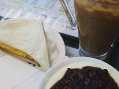 双皮奶-澳洲牛奶公司(佐敦店)