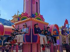 -七彩云南欢乐世界