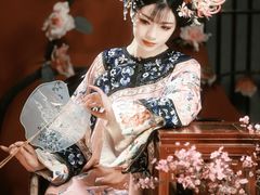 -九月鹰飞汉服摄影工作室