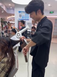 -时尚殿堂hair salon
