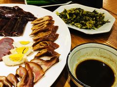 -狮头牌卤味研究所·卤味饭(花城汇南区店)
