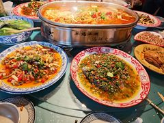 -牟记江湖重庆地标特色菜鱼蛋海鲜无刺鲫鱼(巴南区黑金冠十多年好店)