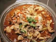-辣尚瘾·烤鱼·新川菜(交大直营店)