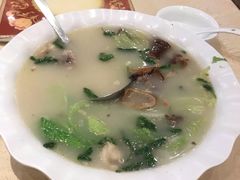 -皇宫大酒店