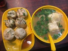 油豆腐千张粉丝汤-小杨生煎(湟普汇店)