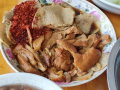 卤肥肠-赵姐猪耳朵饭店
