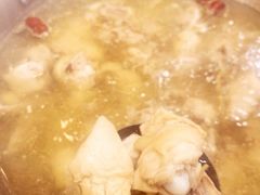 -一席地·本地鸡窝·杭帮鸡火锅(萧山银隆百货店)