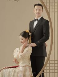 -至臻微拉婚纱摄影