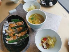 -穹六人间 people 6(岳阳路店)