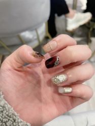-UGIRL有个美甲