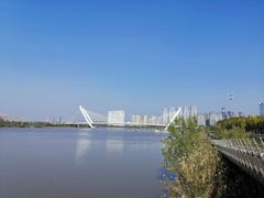 -南京眼步行桥