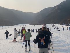 -济南卧虎山滑雪场