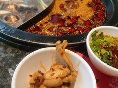 鲜牛蛙仔-井格重庆火锅(临平银泰城店)