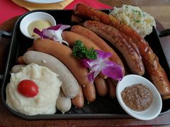 香肠拼盘-申德勒加油站餐厅(三里屯北小街店)