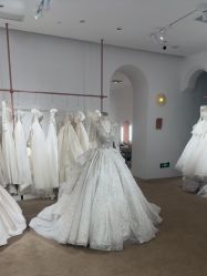 -派丽莫Pellimo原创设计婚纱品牌