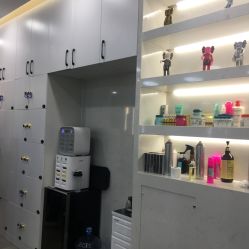 -AYO SALON