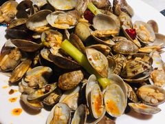 -休记光头香辣蟹干锅店(衣冠庙店)