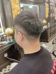 点击看大图 -海文先生国潮烫染男士理发馆