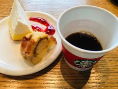 -星巴克臻选(郑州中原万达店)