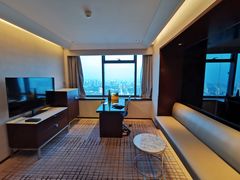 -上海龙之梦万丽酒店