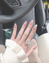 -悦指间美甲美睫