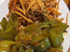 -山河屯铁锅炖鲜鹅·东北菜(开发区一店)