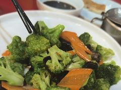 -宏状元现熬粥·京味菜(五棵松店)