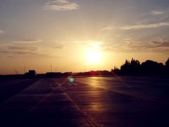 -敦煌莫高国际机场