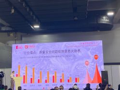 -凡碧诗毛孔清洁收细