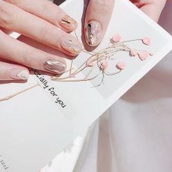 -米小兔美甲美睫