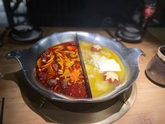 台式麻辣锅-湊湊火锅·茶憩(杭州湖滨银泰in77店)