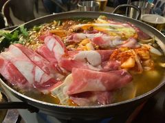 部队锅-MI WU FACTORY米屋美食工厂餐厅(绿地店)