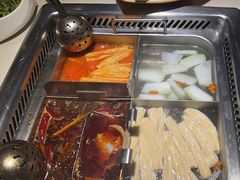 -海底捞火锅鲜切牛肉主题店(长寿路店)