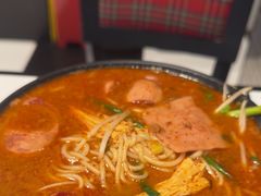 -肥汁米蘭香港米线(长宁来福士店)