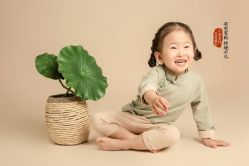 -小鬼当佳儿童摄影(河北保定店)