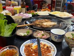 -牛得很·鲜牦牛肉烧烤·牛羊肉菌汤锅(康定店)