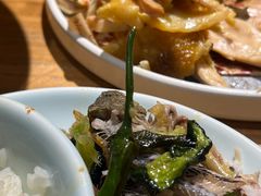 -头上红煨盐鸡·非遗院子餐厅
