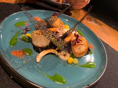 香煎扇贝配迷你混合海鲜-AZUL by FUEL蓝色·法式酒馆(琶醍店)