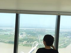 -南京眼步行桥