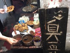 -仓桥直街臭豆腐